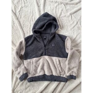 Patagonia Kids Two-Tone Navy and Cream Sherpa Hoodie